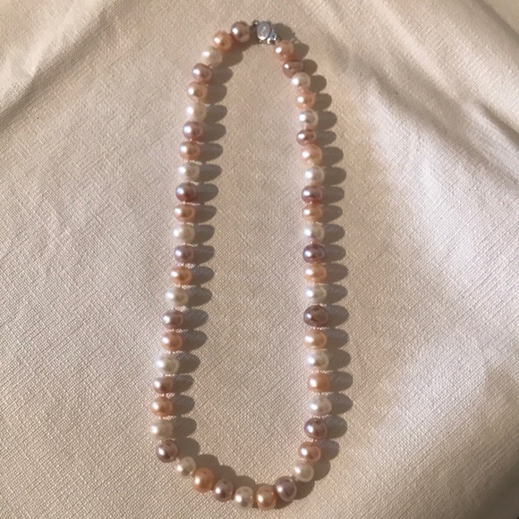 Necklace - Picture 4 of 4